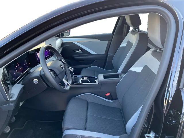 Opel Astra 1.2 Turbo Enjoy Sports Tourer Turbo