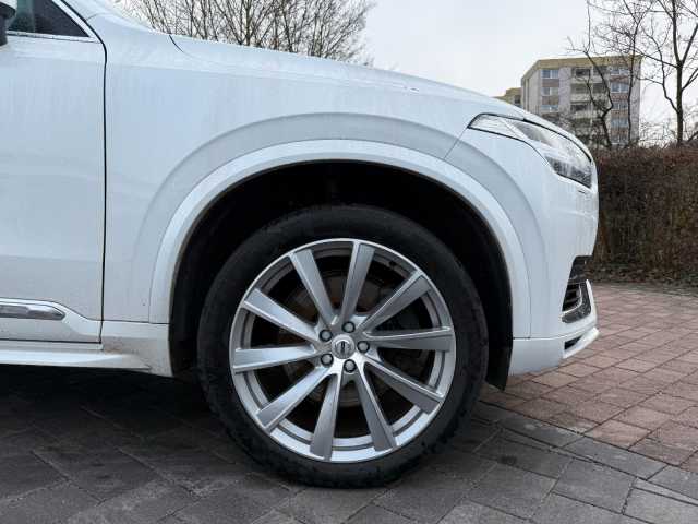 Volvo XC90 AWD T8