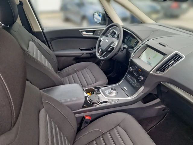 Ford Galaxy Titanium