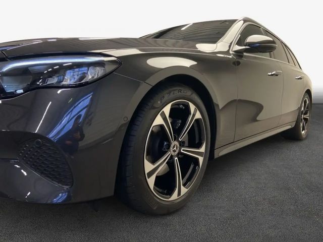 Mercedes-Benz E 200 E-Klasse