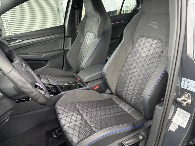 Volkswagen Golf 1.5 TSI