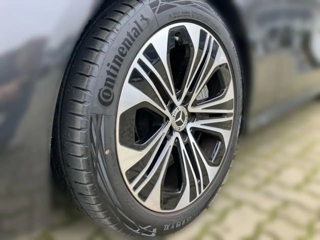 Mercedes-Benz E 300 AVANTGARDE Estate