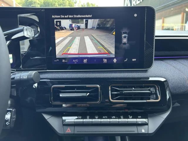 Renault 4 Comfort E-Tech Techno