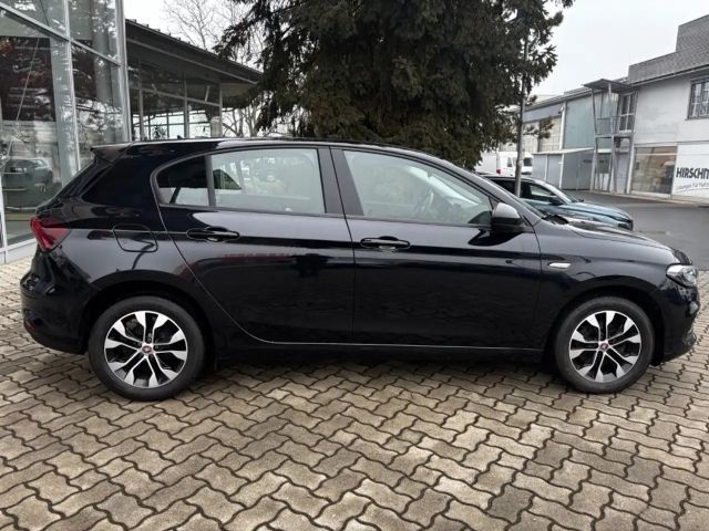 Fiat Tipo CityCross Life
