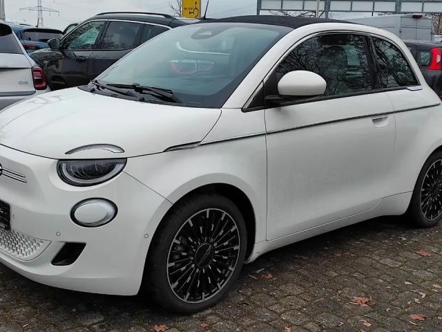 Fiat 500e La Prima by Bocelli