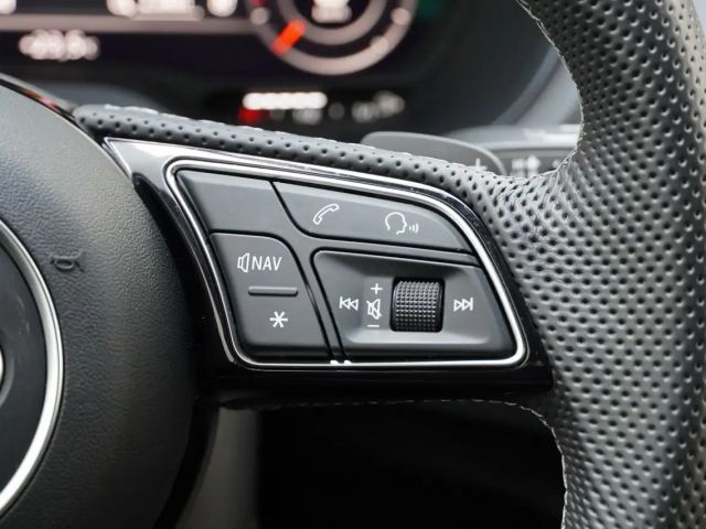 Audi Q2 35 TDI S-Line