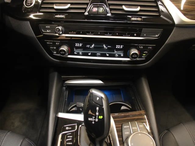 BMW 530 530e Touring