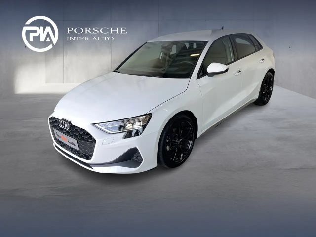 Audi A3 30 TFSI Sedan