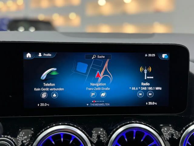 Mercedes-Benz GLA 200 AMG Line GLA 200 d