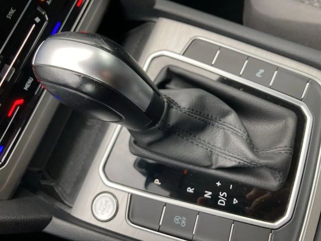 Volkswagen Passat 1.5 TSI DSG Variant