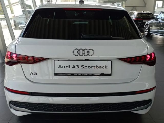 Audi A3 30 TFSI Sedan