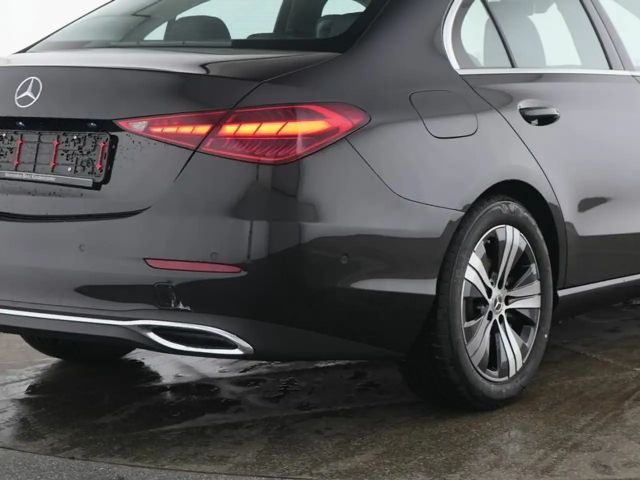 Mercedes-Benz C 200 AVANTGARDE Sedan