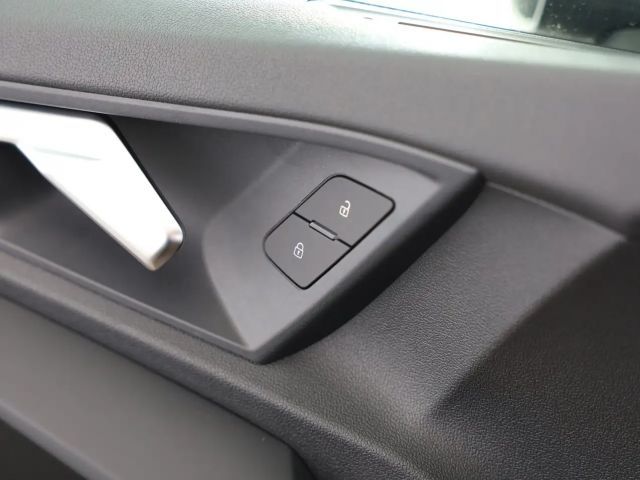 Audi A3 30 TDI Sedan