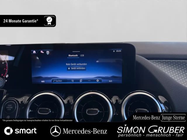 Mercedes-Benz B 200 Progressive Sedan