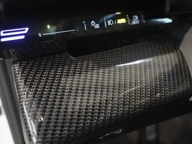 BMW 520 520i M-Sport Sedan