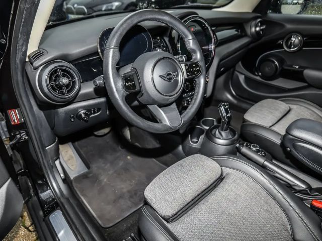 MINI One Automatik NAVI+Sportsitze+SHZ+PDC+DAB+Ambientes In