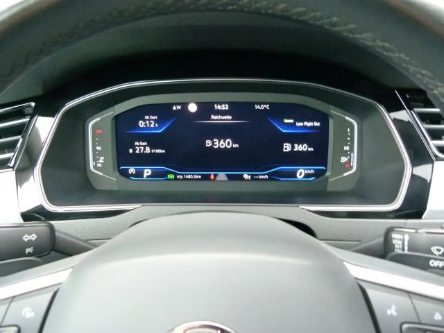 Volkswagen Passat DSG Variant