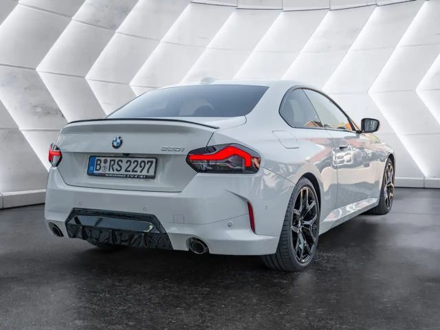 BMW 220 220i Coupé M-Sport