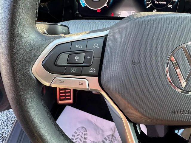 Volkswagen Golf 1.5 TSI Golf VIII