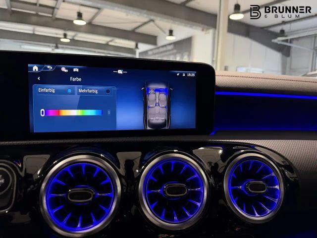 Mercedes-Benz CLA 200 AMG Line Coupé