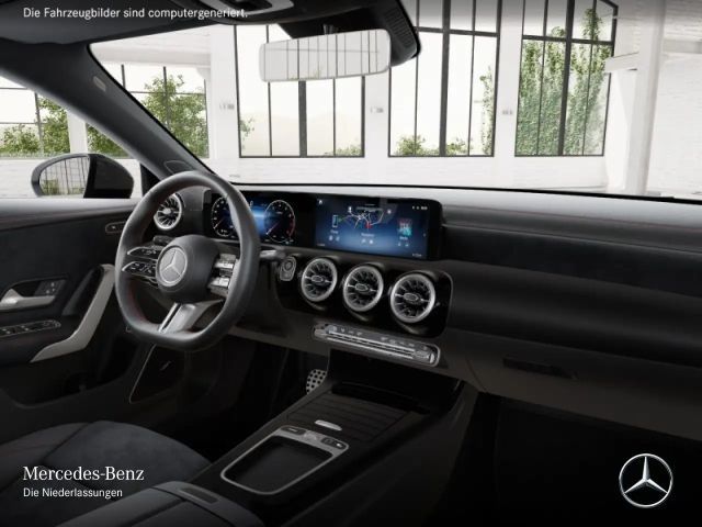 Mercedes-Benz CLA 200 AMG Line