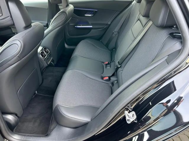 Mercedes-Benz C 200 AVANTGARDE Estate