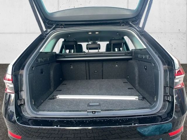 Skoda Superb 2.0 TDI Combi Style Style