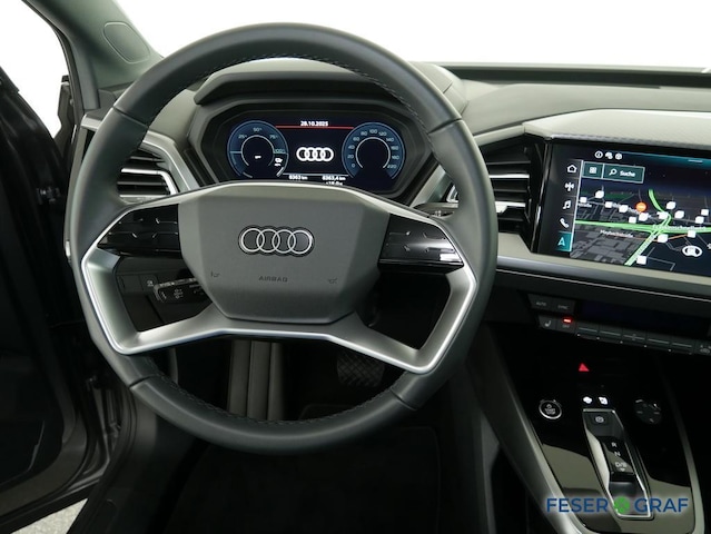 Audi Q4 e-tron SUV 45 e-tron Audi Q4 e-tron
