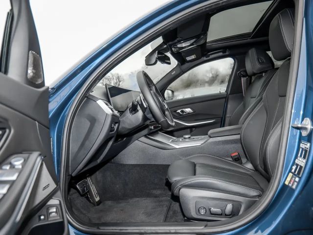 BMW 330 330e M-Sport Touring