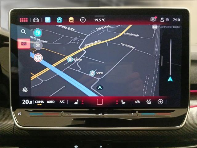 Volkswagen Golf 2.0 TDI DSG Golf VIII R-Line