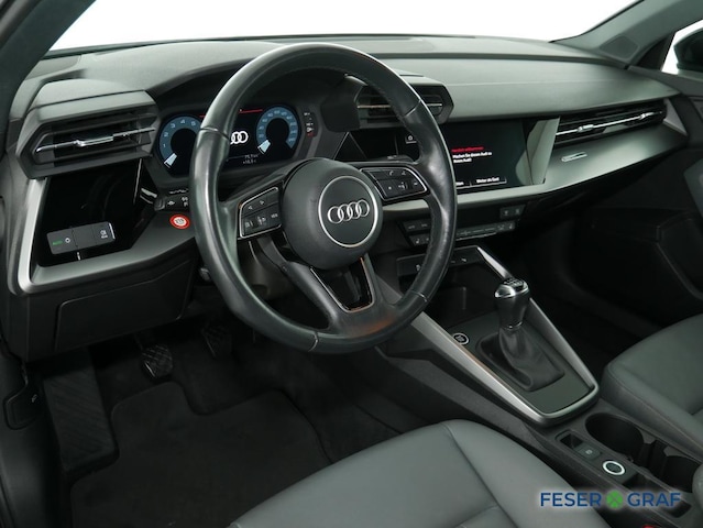 Audi A3 30 TFSI Sedan