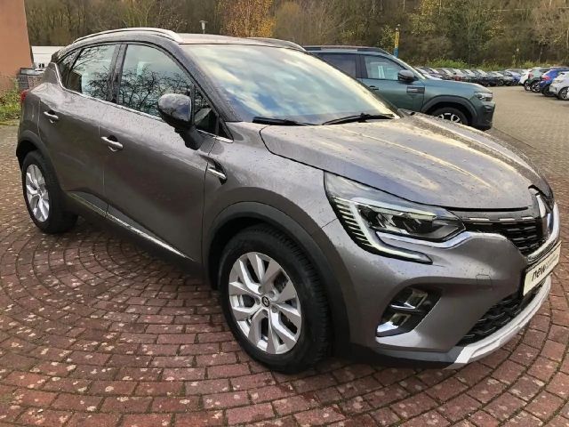 Renault Captur Intens TCe 140