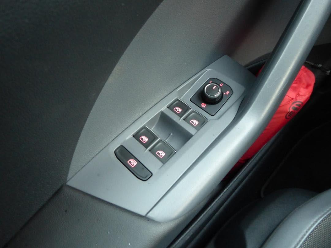 Volkswagen T-Cross 1.0 TSI Style