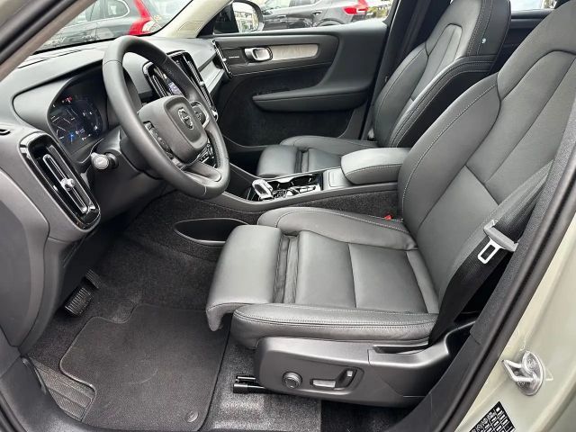 Volvo XC40 Dark Plus