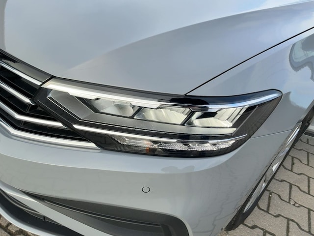 Volkswagen Passat 1.5 TSI DSG Variant