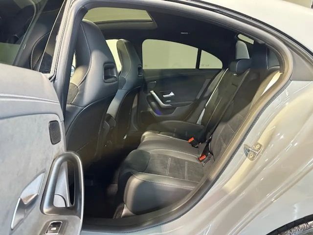 Mercedes-Benz CLA 200 AMG Line CLA 200 d Coupé