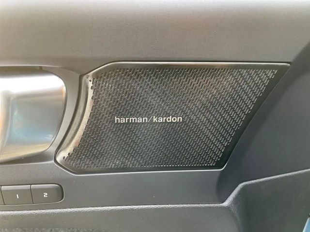 Volvo XC40 Bright Plus T4