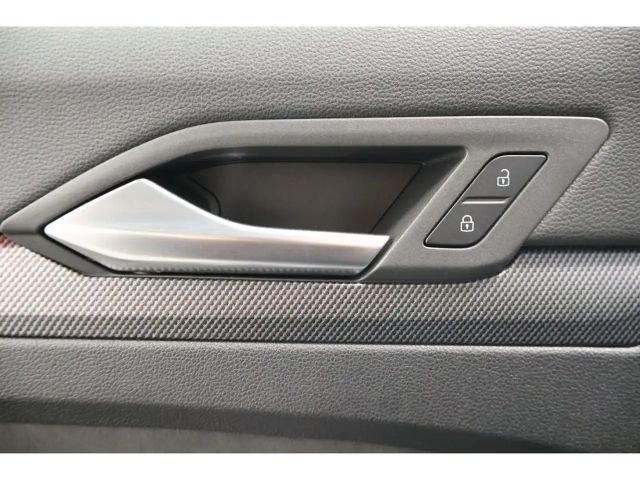 Volkswagen Golf 2.0 TDI DSG Golf VIII R-Line