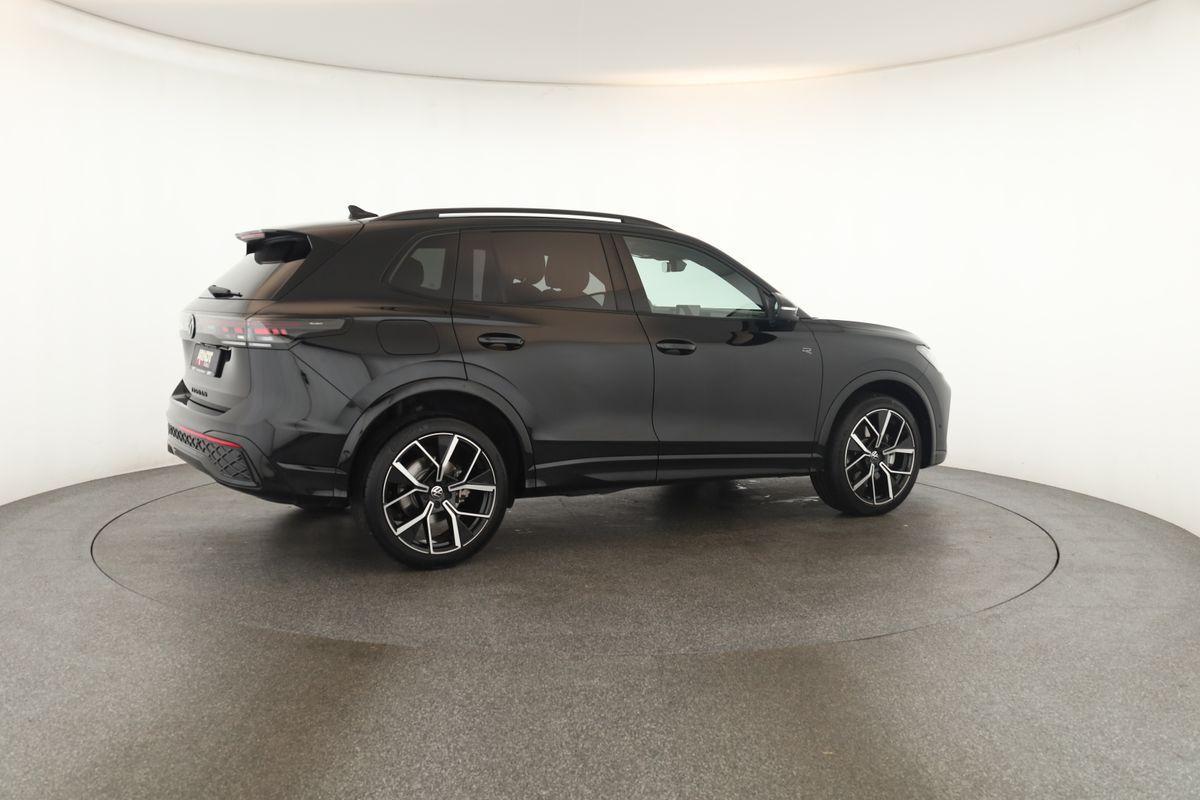 Volkswagen Tiguan 2.0 TSI DSG IQ.Drive R-Line