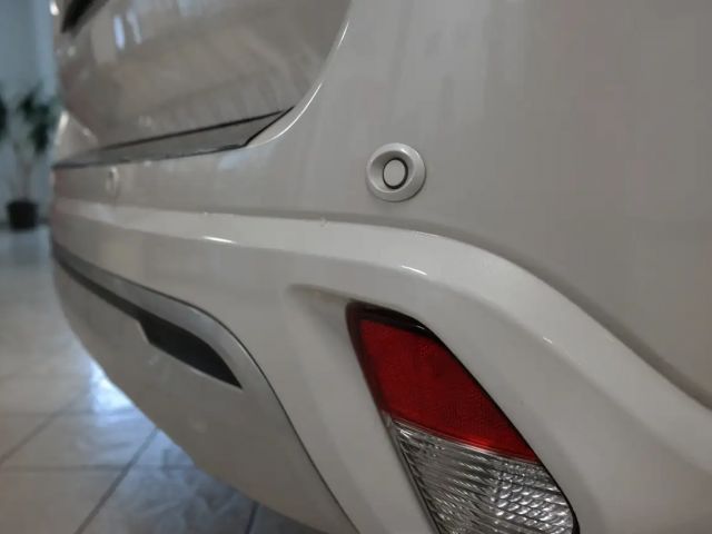 Mitsubishi Outlander +SHZ+STANDHEIZUNG+NAVI+LEDER+LENKRADHEIZ.+