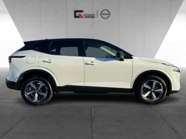 Nissan Qashqai DIG-T N-Connecta