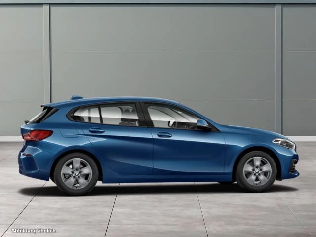 BMW 118 118i 5-deurs Sedan
