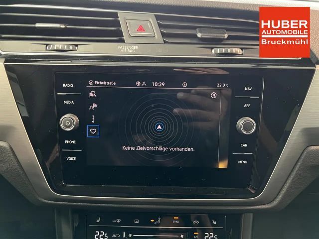 Volkswagen Touran DSG Plus