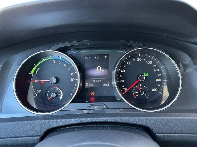Volkswagen Golf e-Golf