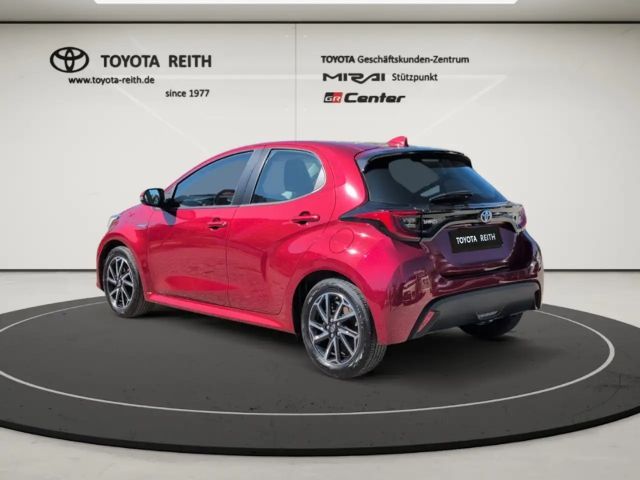 Toyota Yaris Hybride Team D