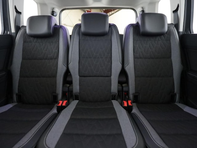 Volkswagen Touran 1.5 TSI