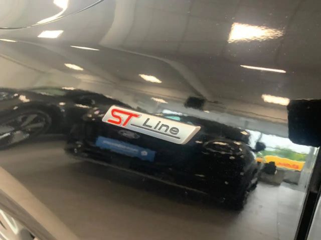 Ford Focus EcoBoost ST Line