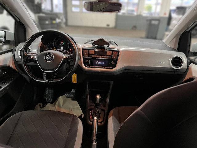 Volkswagen e-up! Move Move up!