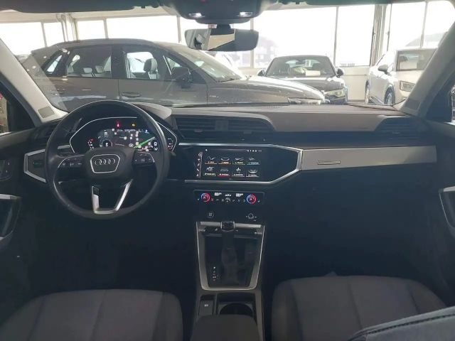 Audi Q3 35 TDI