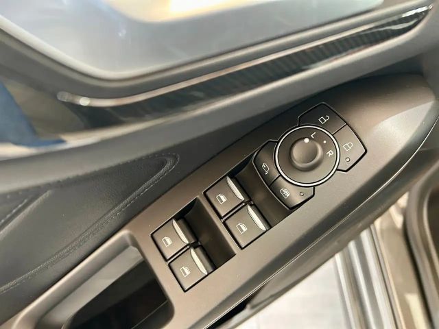 Ford Focus ST Line Wagon